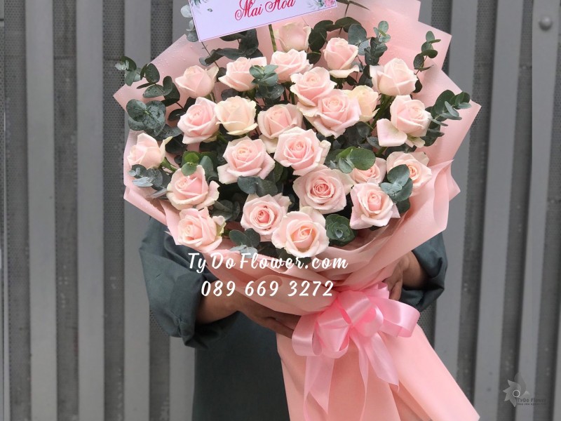 B0623806 BÓ HOA HỒNG KEM Hoa Chúc Mừng Sinh Nhật