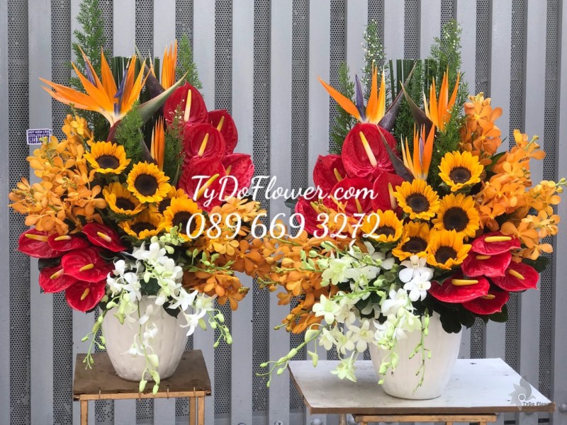 BI0723853 MỘI CẶP BÌNH HOA ĐỂ BÀN TRANG TRÍ