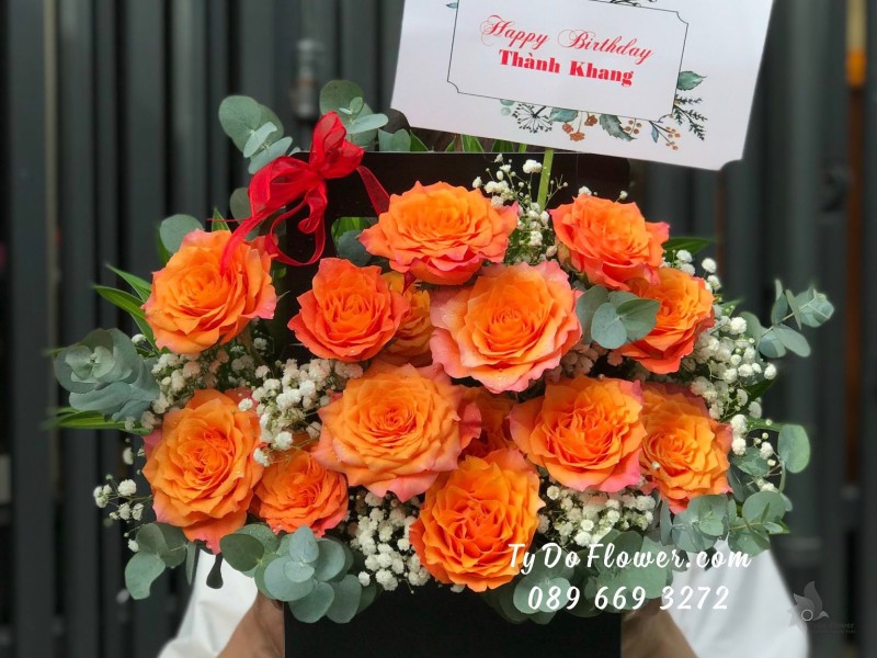 G0823940 GIỎ HOA CHÚC MỪNG SINH NHẬT thiết kế Hoa Hồng Cam Spirit Roses