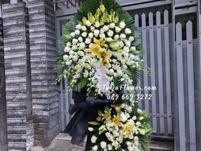 KCB0823951 KỆ HOA TANG LỄ VÒNG HOA CHIA BUỒN Hoa Thành Kính Phân Ưu