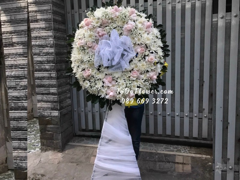 KCB11231177 KỆ HOA TANG LỄ VÒNG HOA CHIA BUỒN Hoa Kính Viếng