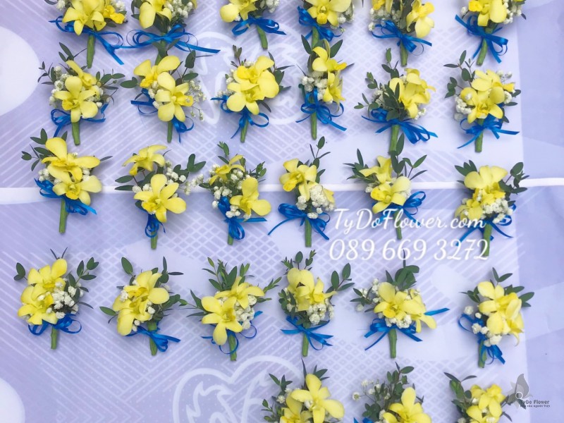 B01241291 ĐẶT TỪ 20 CÁI HOA CÀI ÁO thiết kế HOA LAN VÀNG Hoa Sự Kiện