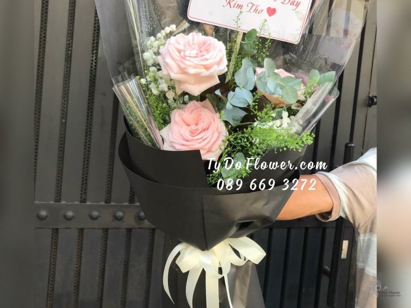 B03241420 BÓ HOA HỒNG OHARA PINK ROSES Happy Womens Day