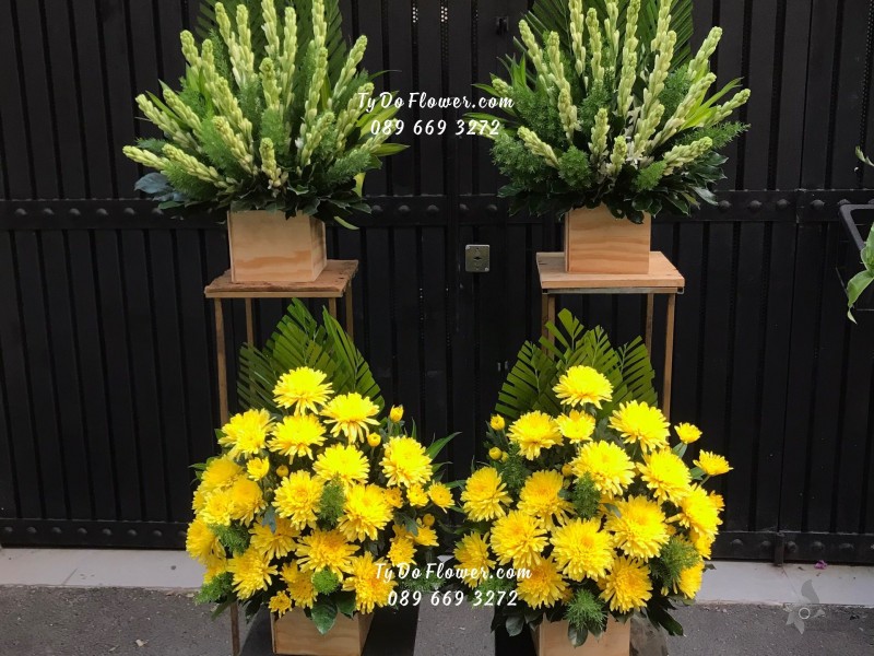 G03241460 MỘT CẶP HOA HUỆ TRẮNG ĐỂ BÀN