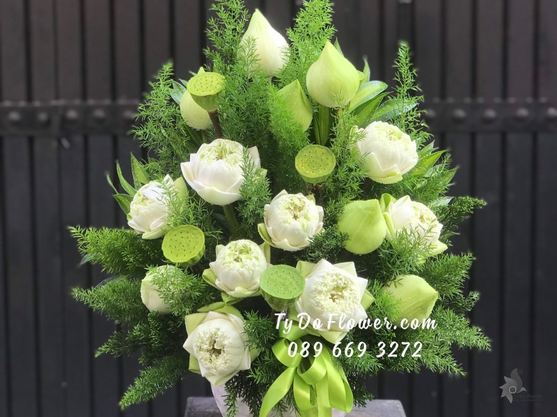 BI03241475 BÌNH HOA SEN TRẮNG