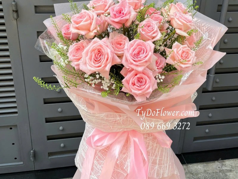B012537 BÓ HOA CHÚC MỪNG SINH NHẬT Thiết kế Hoa Hồng Pink Ohara