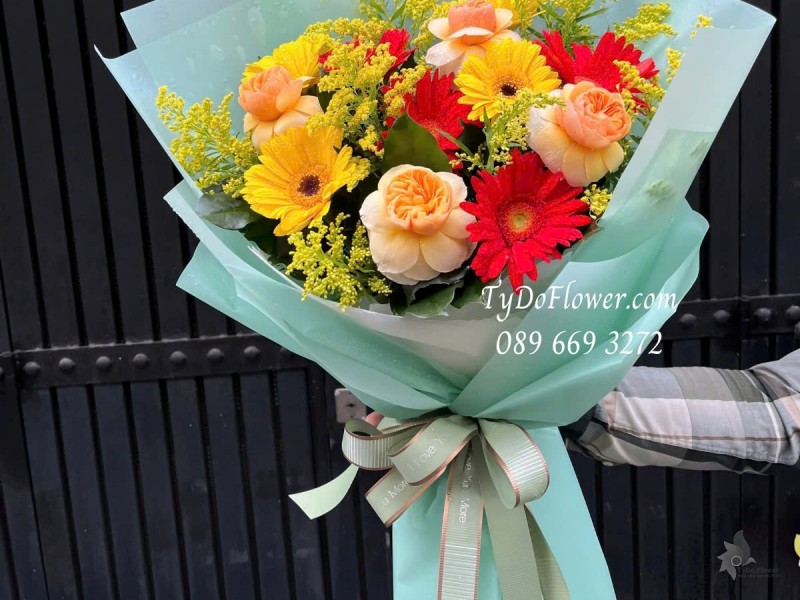 B012544 BÓ HOA CHÚC MỪNG Thiết kế Hoa Hồng Cam Juliet, Đồng Tiền