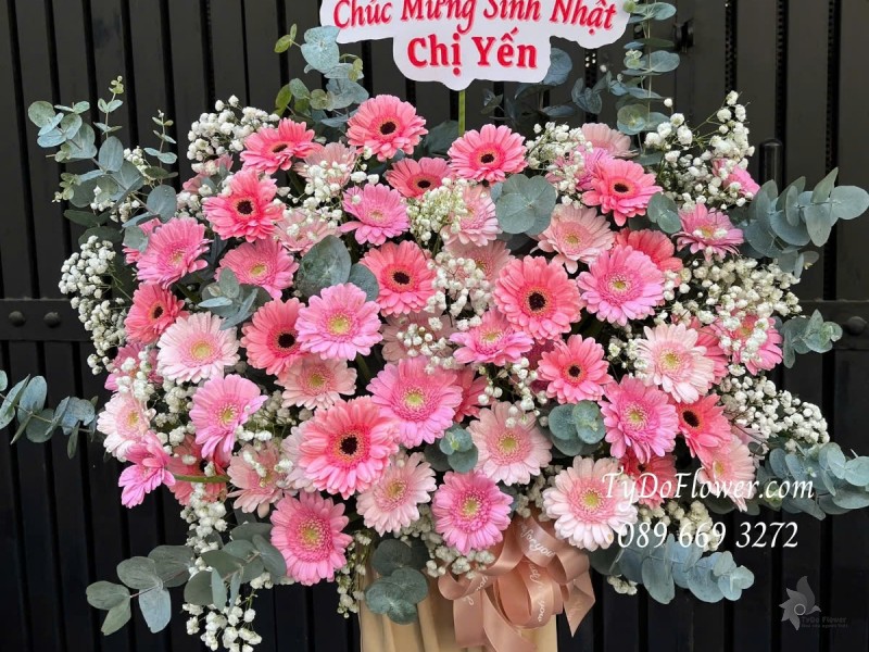 G012558 GIỎ HOA CHÚC MỪNG SINH NHẬT Thiết kế Hoa Đồng Tiền Mini Hồng