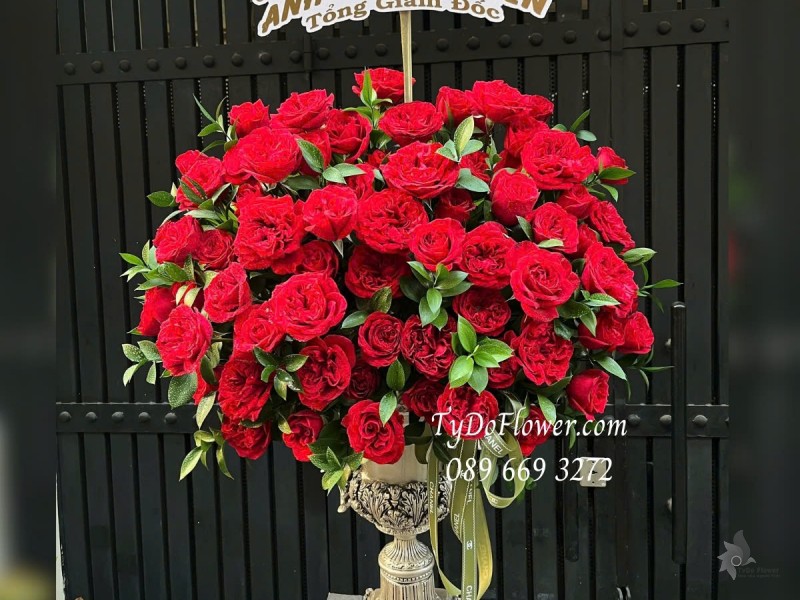 BI0125131 BÌNH HOA CHÚC MỪNG SINH NHẬT Thiết kế Hoa Hồng Đỏ Ohara Roses