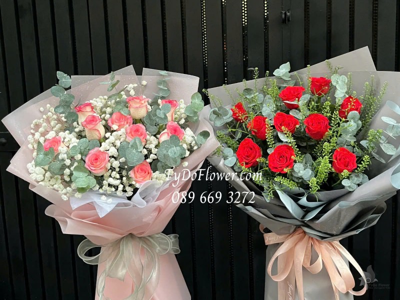 B0125145 BÓ HOA CHÚC MỪNG Thiết kế Hoa Hồng