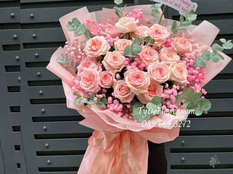 B0325205 BÓ HOA CHÚC MỪNG Thiết kế Hoa Hồng Pink Ohara Roses, Baby Hồng