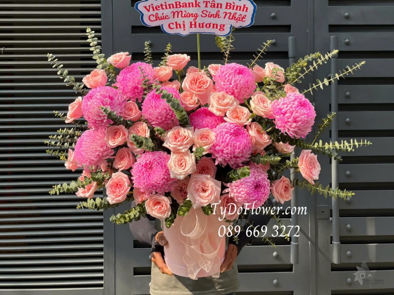 G0325246 GIỎ HOA CHÚC MỪNG SINH NHẬT Thiết kế Hoa Hồng Pink Ohara, Cúc Mẫu Đơn Hồng