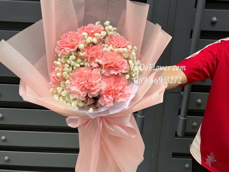 B0325253 BÓ HOA CHÚC MỪNG Thiết kế Hoa Cẩm Chướng Phăng Hồng