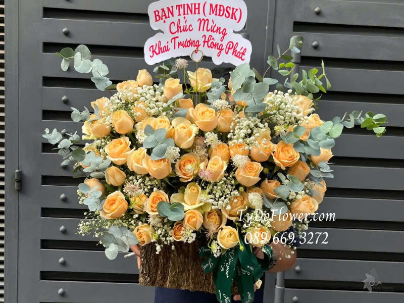 G0425293 GIỎ HOA CHÚC MỪNG KHAI TRƯƠNG HỒNG PHÁT Thiết kế Hoa Hồng Cam