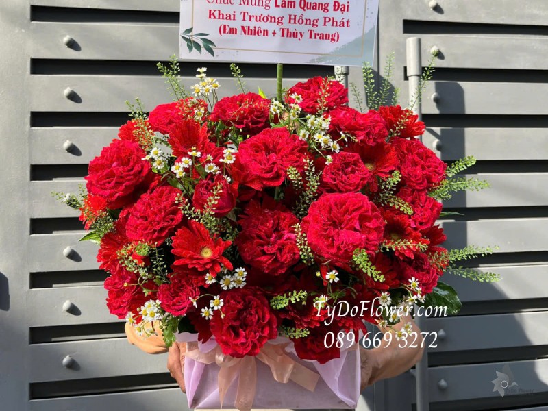 G0425298 GIỎ HOA CHÚC MỪNG KHAI TRƯƠNG HỒNG PHÁT Thiết kế Hoa Hồng Đỏ Red Ohara Roses
