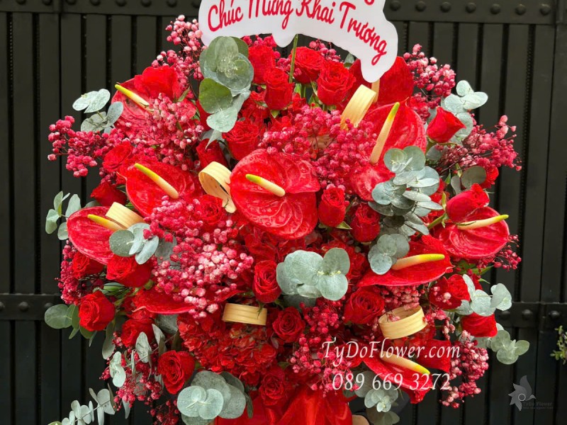 G0525381 GIỎ HOA CHÚC MỪNG KHAI TRƯƠNG Thiết kế Hoa Hồng Đỏ, Hồng Môn, Baby