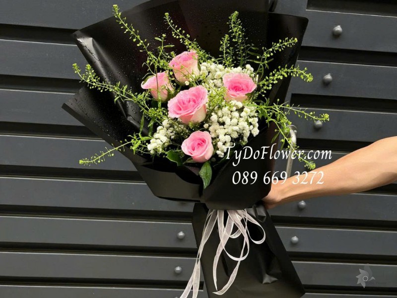 G0825578 ĐẶT TỪ 05 BÓ HOA CHÚC MỪNG Thiết kế Hoa Hồng Lạc Thần