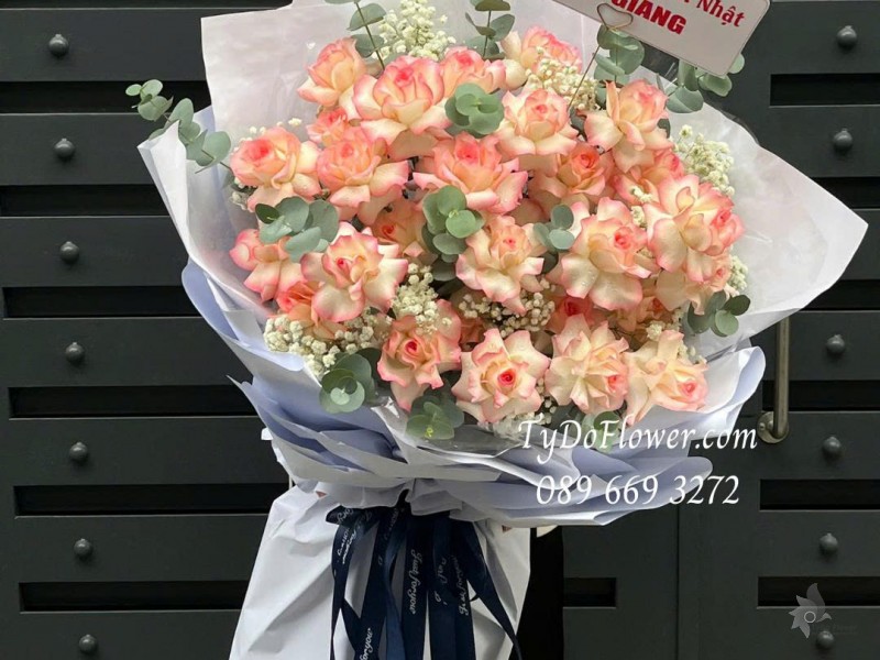 B0825580 BÓ HOA CHÚC MỪNG SINH NHẬT Thiết kế Hoa Hồng Song Hỷ