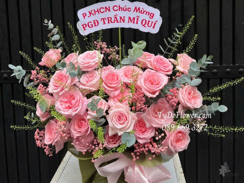 G0925697 GIỎ HOA CHÚC MỪNG Thiết kế hoa hồng Pink Ohara