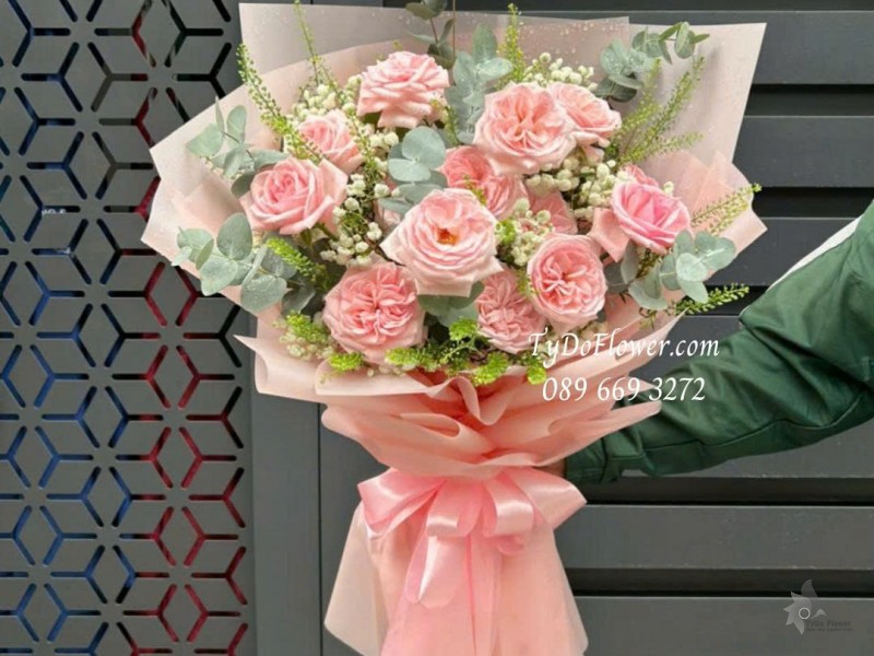 B0925706 BÓ HOA CHÚC MỪNG SINH NHẬT Thiết kế hoa hồng Pink Ohara