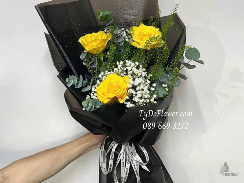 B0925717 ĐẶT TỪ 10 BÓ HOA CHÚC MỪNG Thiết kế hoa hồng vàng Gold