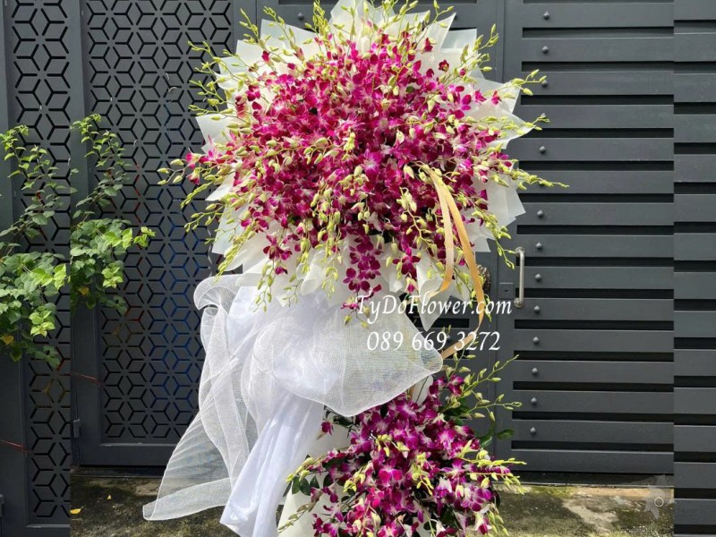 KCB0925733 KỆ HOA TANG LỄ VÒNG HOA CHIA BUỒN Hoa Kính Viếng Thiết kế 02 tầng, hoa lan tím