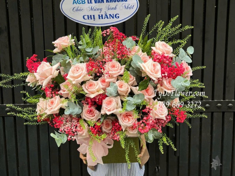 G1025786 GIỎ HOA CHÚC MỪNG SINH NHẬT Thiết kế hoa hồng Pink Ohara