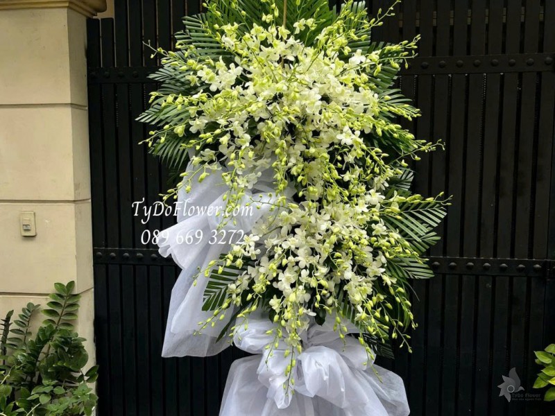 KCB1025851 KỆ HOA TANG LỄ VÒNG HOA CHIA BUỒN Hoa Thành Kính Phân Ưu Thiết kế hoa lan thái trắng