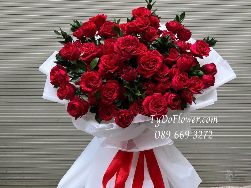 B0126049 Bó Hoa Hồng Đỏ Red Ohara Rose