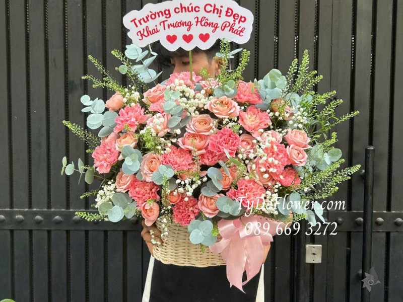 G0226163 GIỎ HOA CHÚC MỪNG KHAI TRƯƠNG HỒNG PHÁT Thiết kế hoa hồng Mondial. phăng hồng