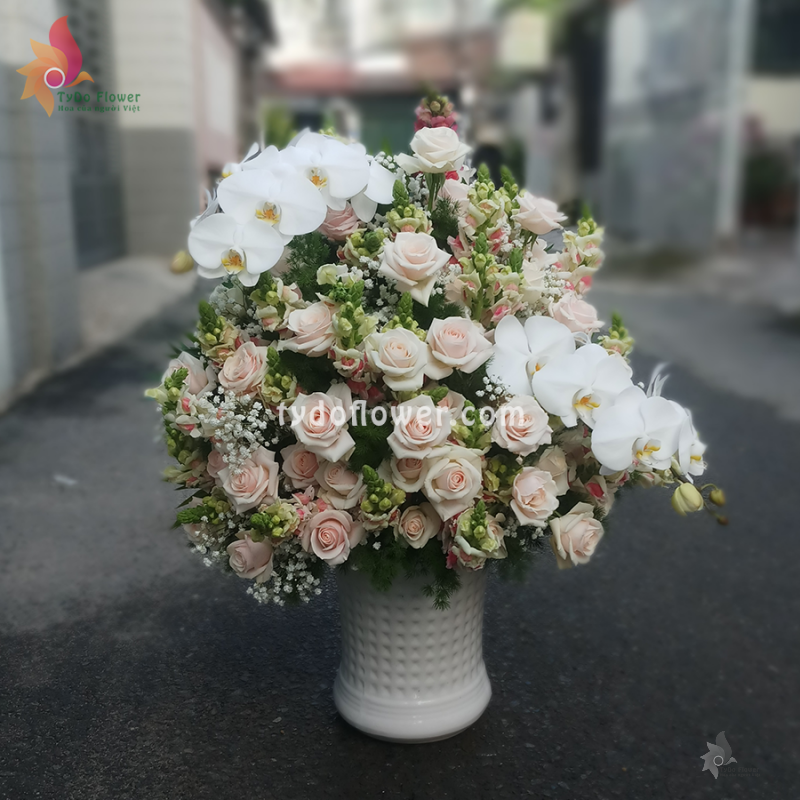 BÌNH HOA TƯƠI BI122