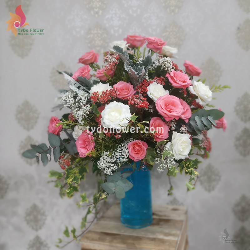 BÌNH HOA TƯƠI BI131