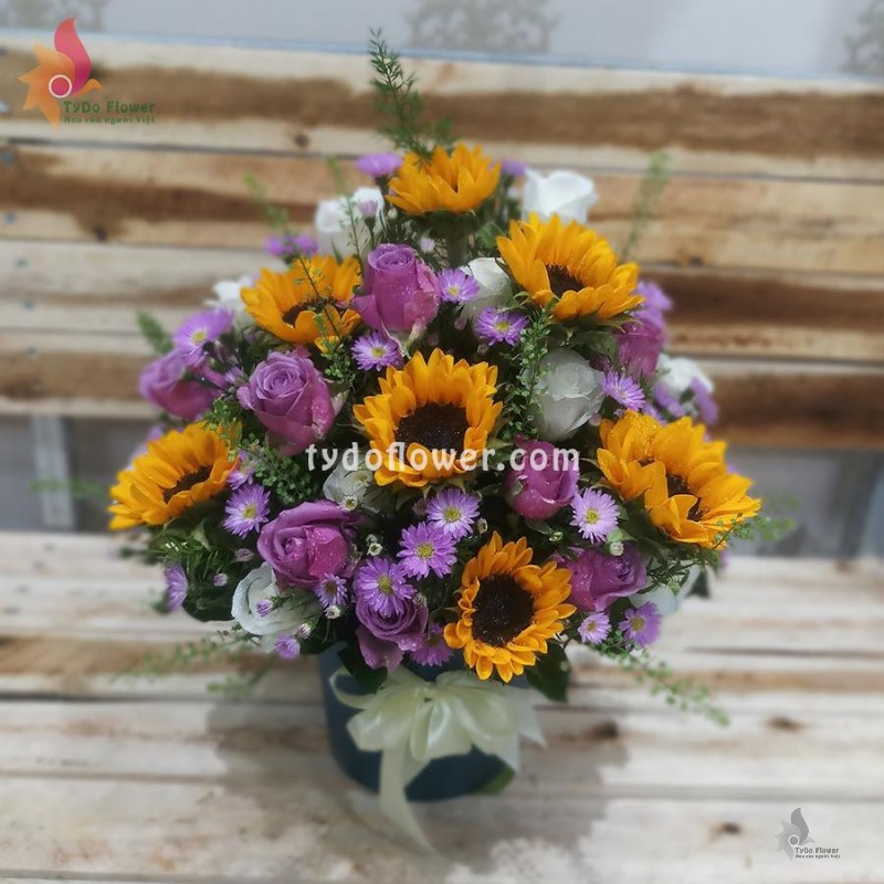 GIỎ HOA TƯƠI G145