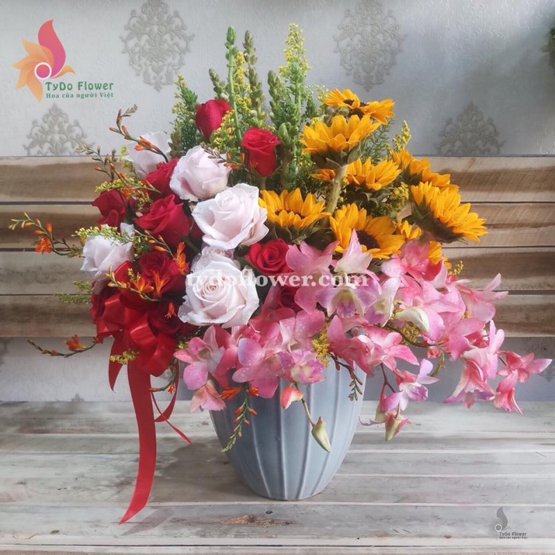 BÌNH HOA CHÚC MỪNG BI167