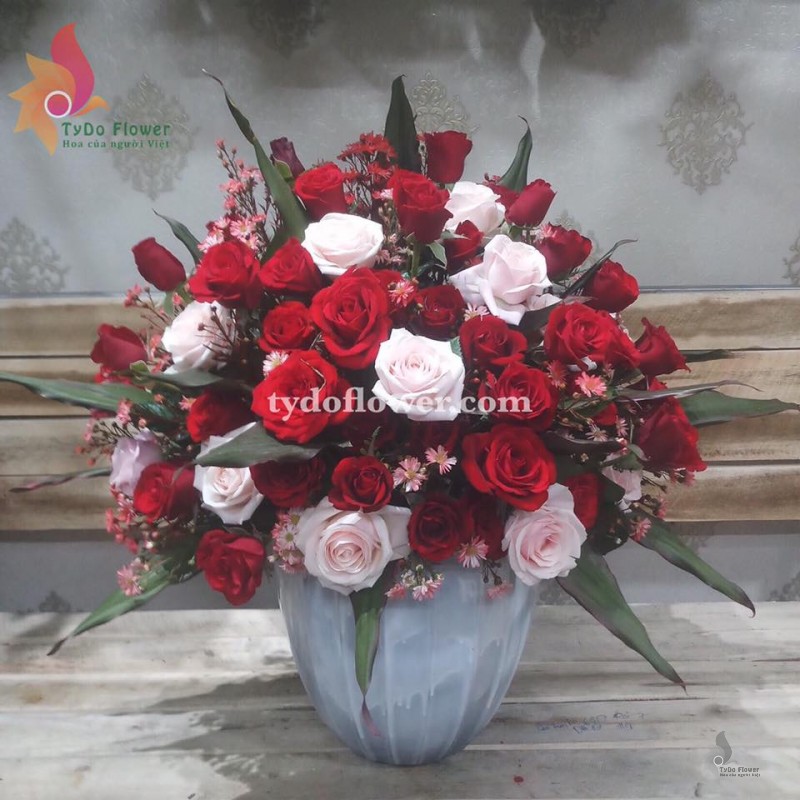 BÌNH HOA CHÚC MỪNG BI187