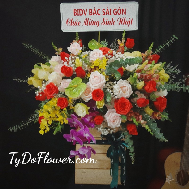 LẴNG HOA CHÚC MỪNG SINH NHẬT L610
