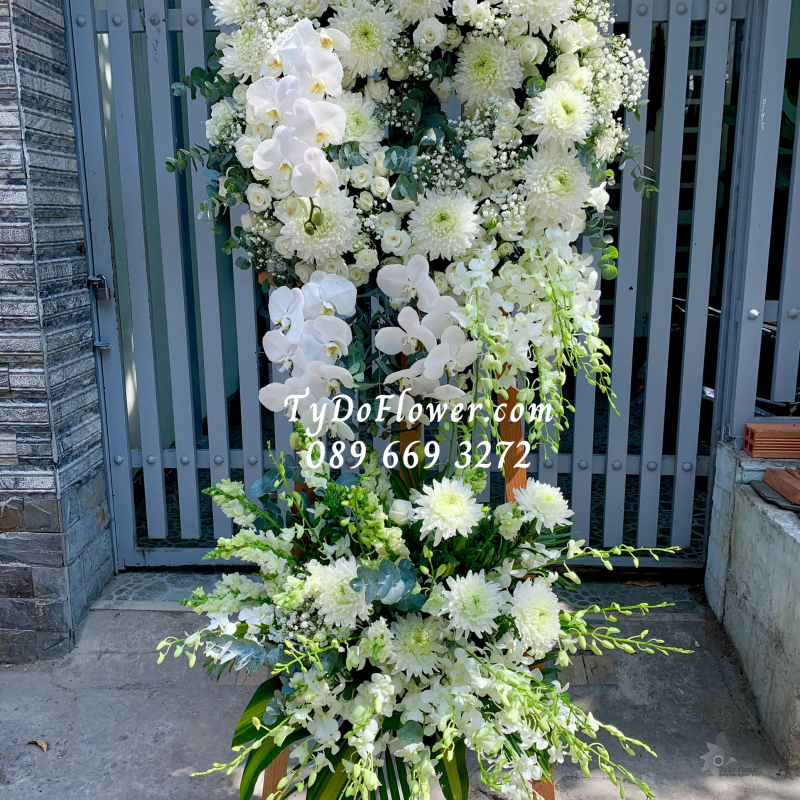 KỆ HOA CHIA BUỒN KCB1049