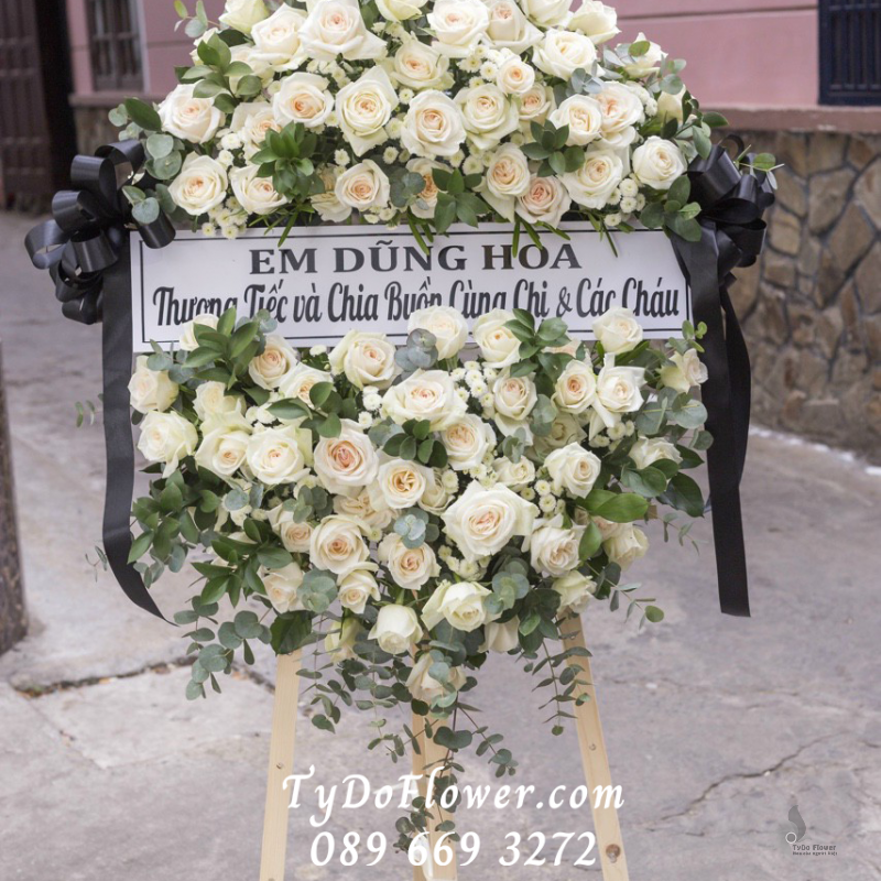 KỆ HOA CHIA BUỒN KCB1050