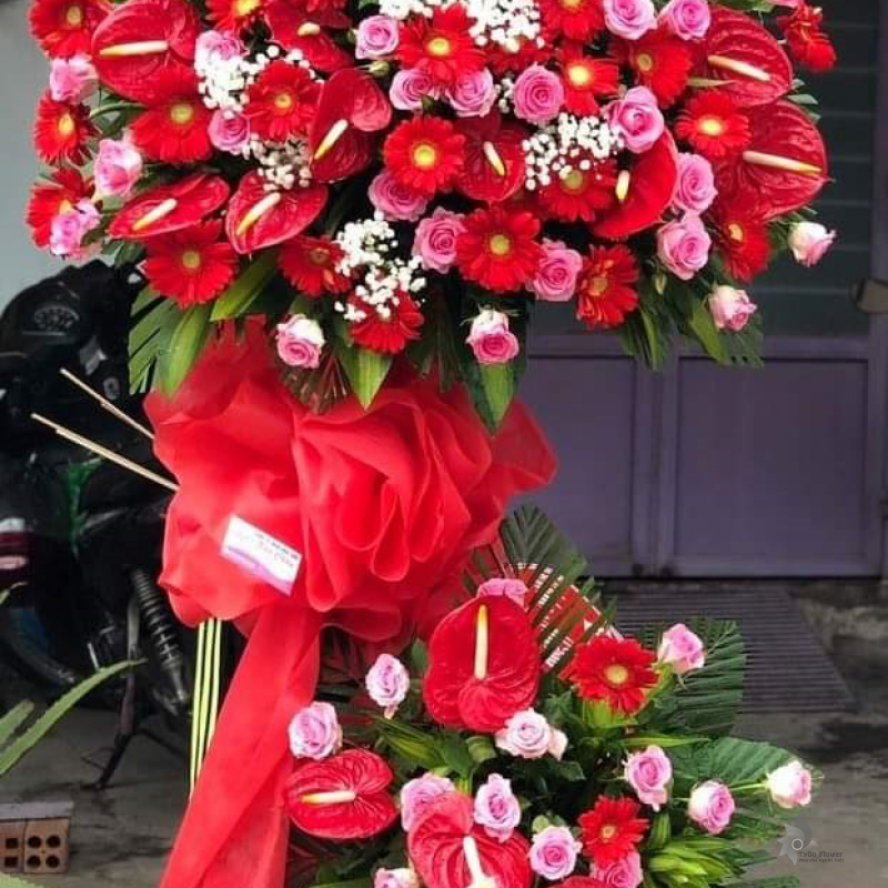 KỆ HOA CHÚC MỪNG KCM1017