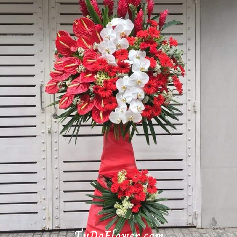 KỆ HOA CHÚC MỪNG KCM1032