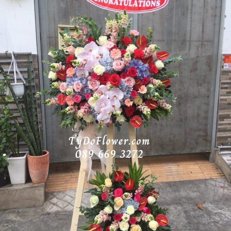 KỆ HOA CHÚC MỪNG KCM1036