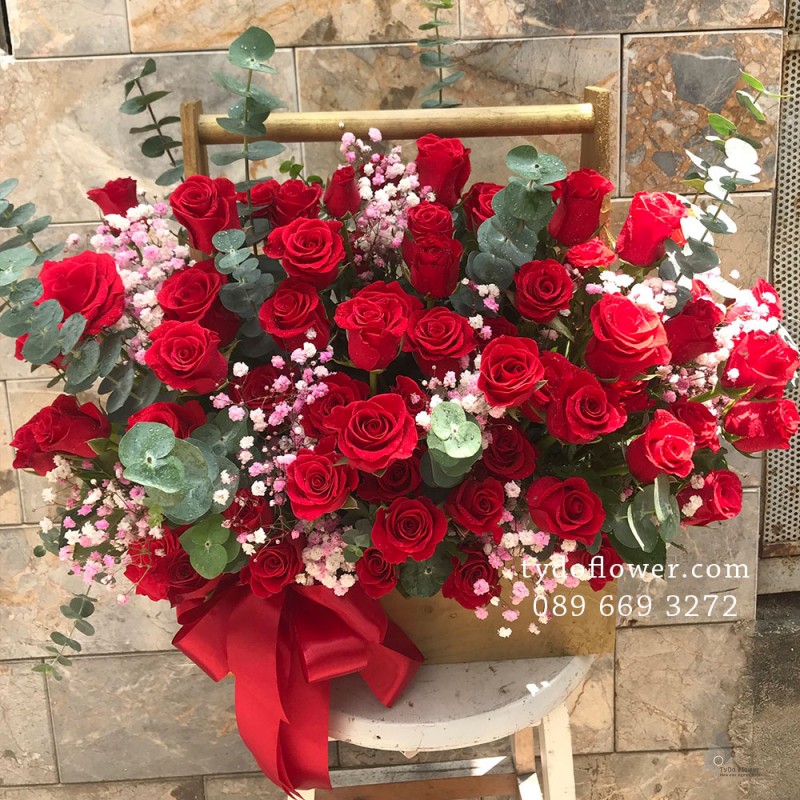 GIỎ HOA CHÚC MỪNG G2008 - Giỏ Hoa Hồng Đỏ