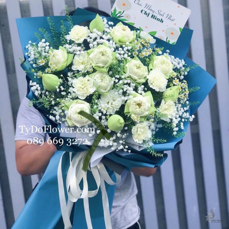 BÓ HOA CHÚC MỪNG BO082201 Bó Hoa Sen Trắng
