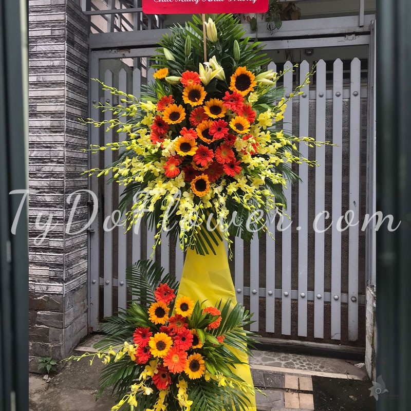 KỆ HOA CHÚC MỪNG KCM10229