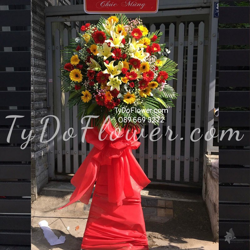 KỆ HOA CHÚC MỪNG KCM102213