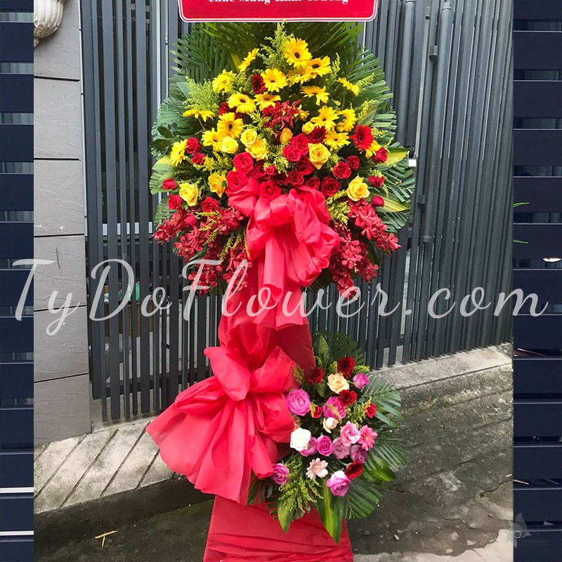 KỆ HOA CHÚC MỪNG KCM102222