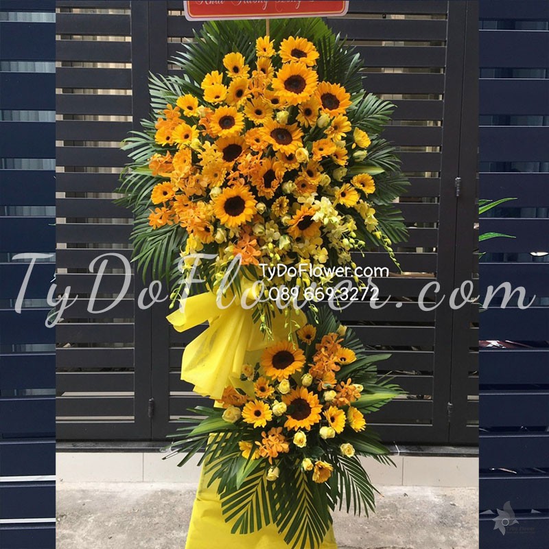 KỆ HOA CHÚC MỪNG KCM102223