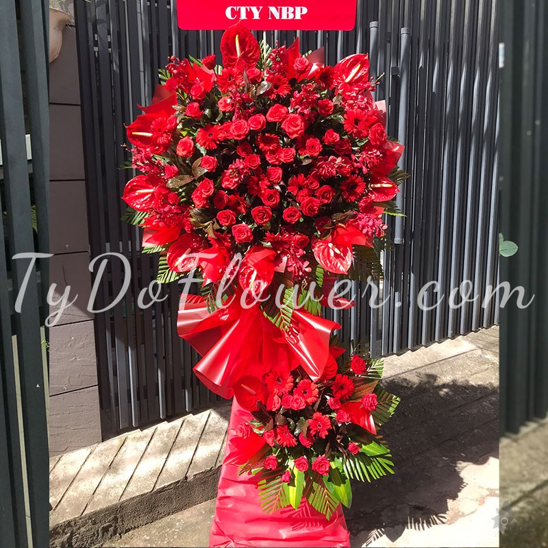 KỆ HOA CHÚC MỪNG KCM102235