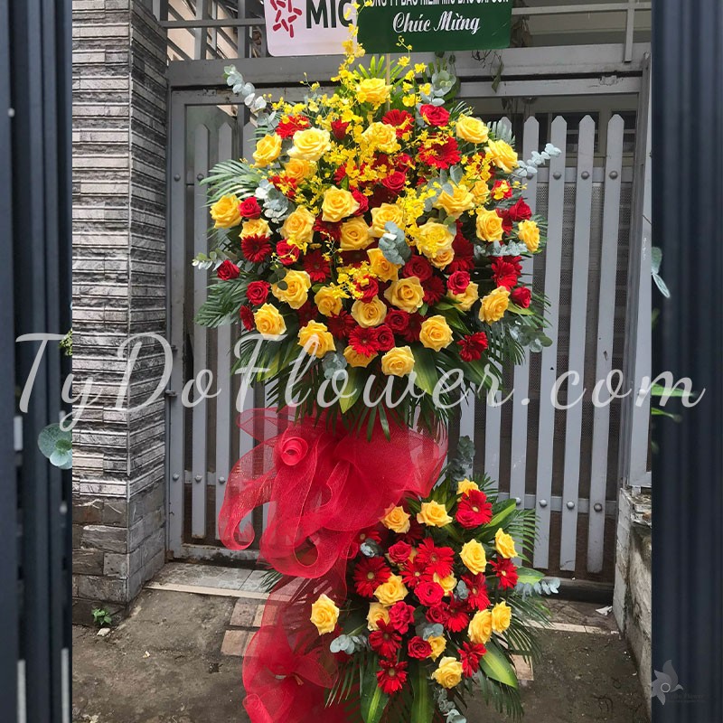 KỆ HOA CHÚC MỪNG KCM102242