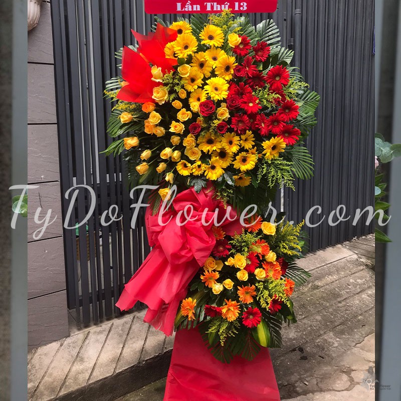 KỆ HOA CHÚC MỪNG KCM102252